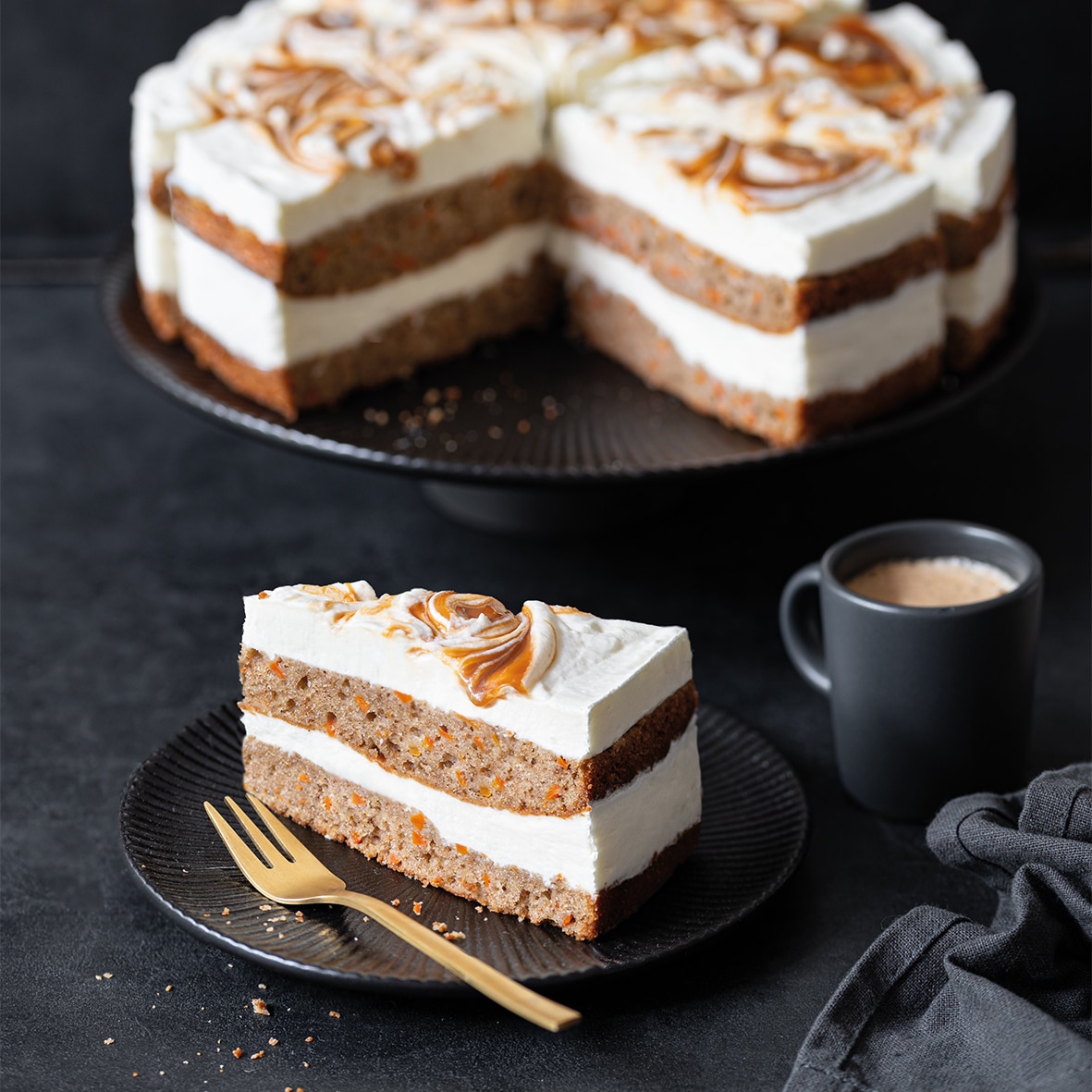 Karotten-Frischkäse-Torte