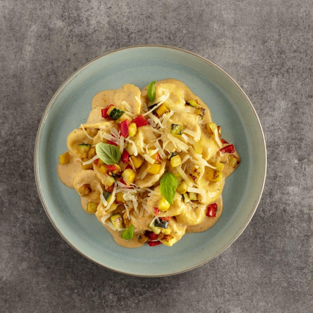 Bürger Tortellini in Tomaten-Rahmsauce