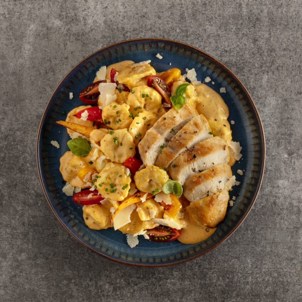 Bürger Tortellini in Tomaten-Rahmsauce